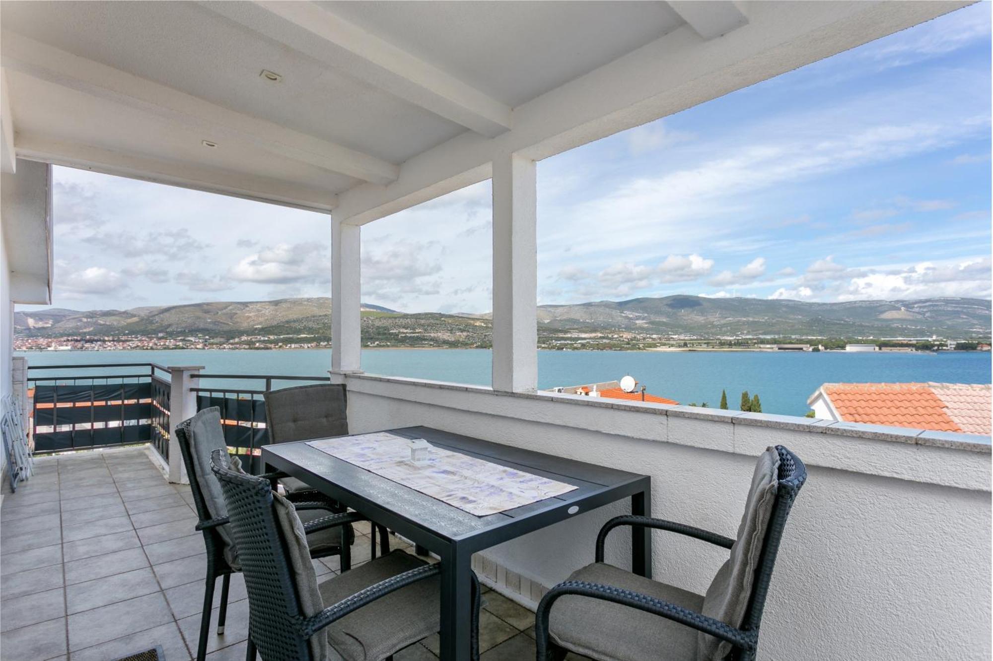 Apartments With A Parking Space Mastrinka, Ciovo - 4324 Trogir Exteriér fotografie